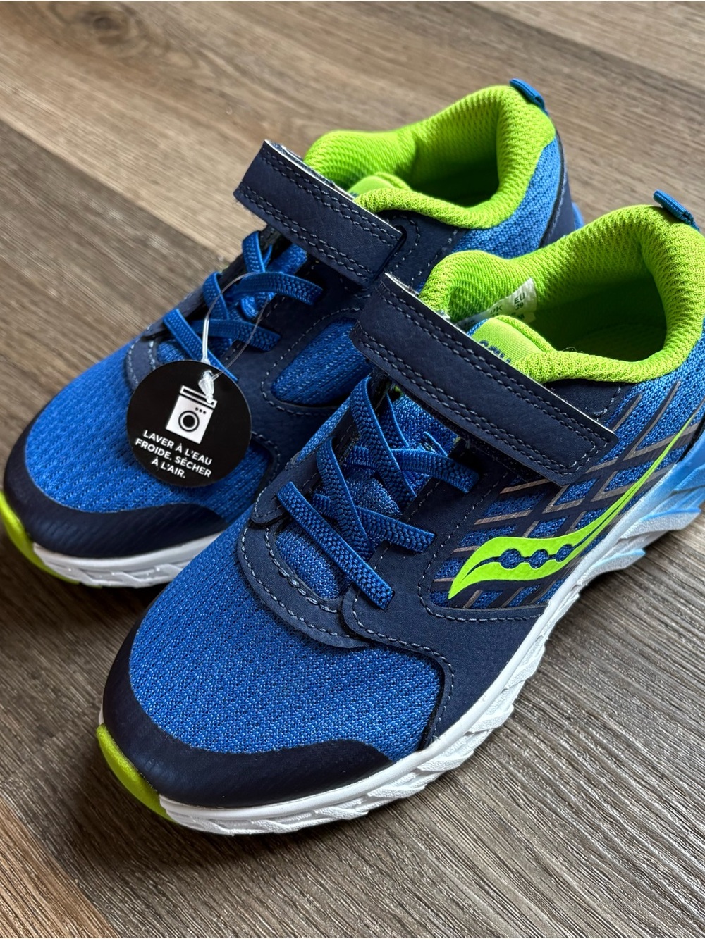 Saucony Kids Wind Alternative Closure 2.0 Running Shoes Size 12XW Big Kids NWT